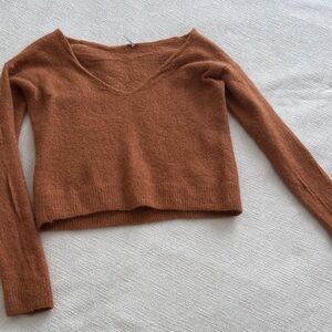 Free People Crop Sweater - worn 1 time
